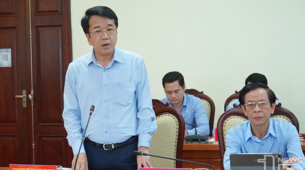 Thẩm tra 7 tờ trình, dự thảo nghị quyết trình Kỳ họp thứ 27 HĐND tỉnh Thái Nguyên