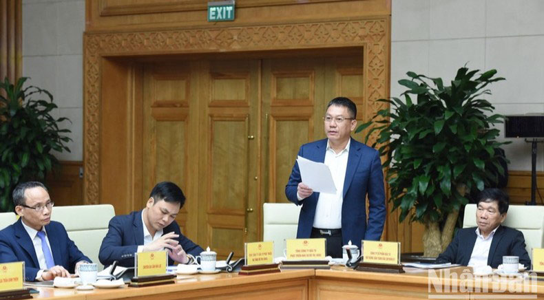 Đại diện doanh nghiệp xây dựng nhà ở xã hội phát biểu tại Hội nghị. Ảnh: nhandan.vn