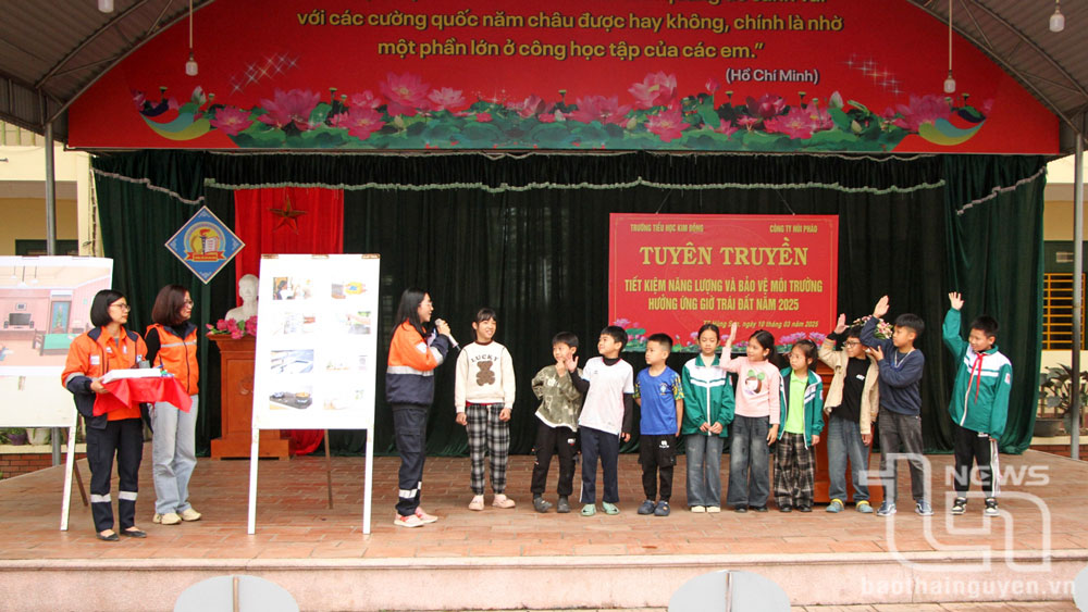Công ty TNHH Khai thác Chế biến khoáng sản Núi Pháo (Công ty Núi Pháo) tiếp tục tổ chức chương trình Tiết kiệm năng lượng tại Trường Tiểu học Kim Đồng.