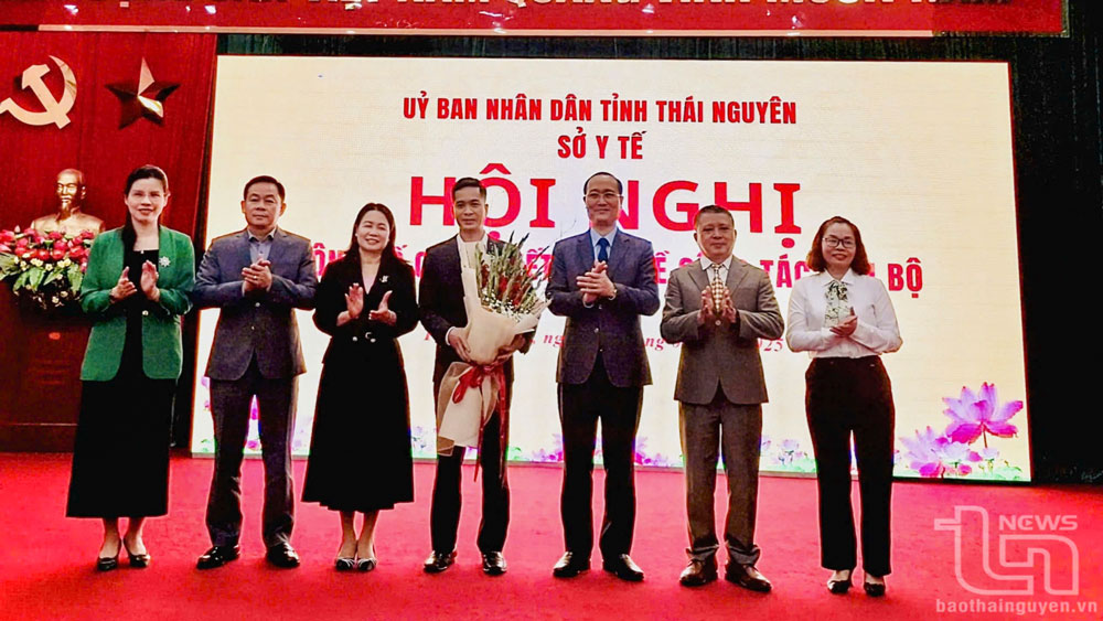 Điều động, bổ nhiệm Phó Giám đốc Sở Y tế