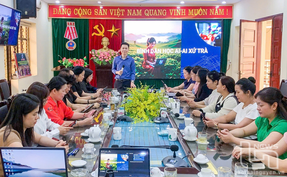 Tập huấn ứng dụng AI cho hội viên phụ nữ
