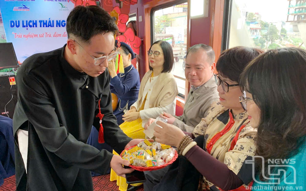 Trải nghiệm 'Hành trình Xuân về với xứ Trà'
