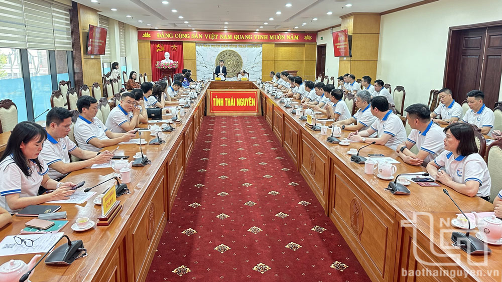 Học viện Chính trị Quốc gia Hồ Chí Minh tìm hiểu việc thực hiện Nghị quyết 18 tại Thái Nguyên