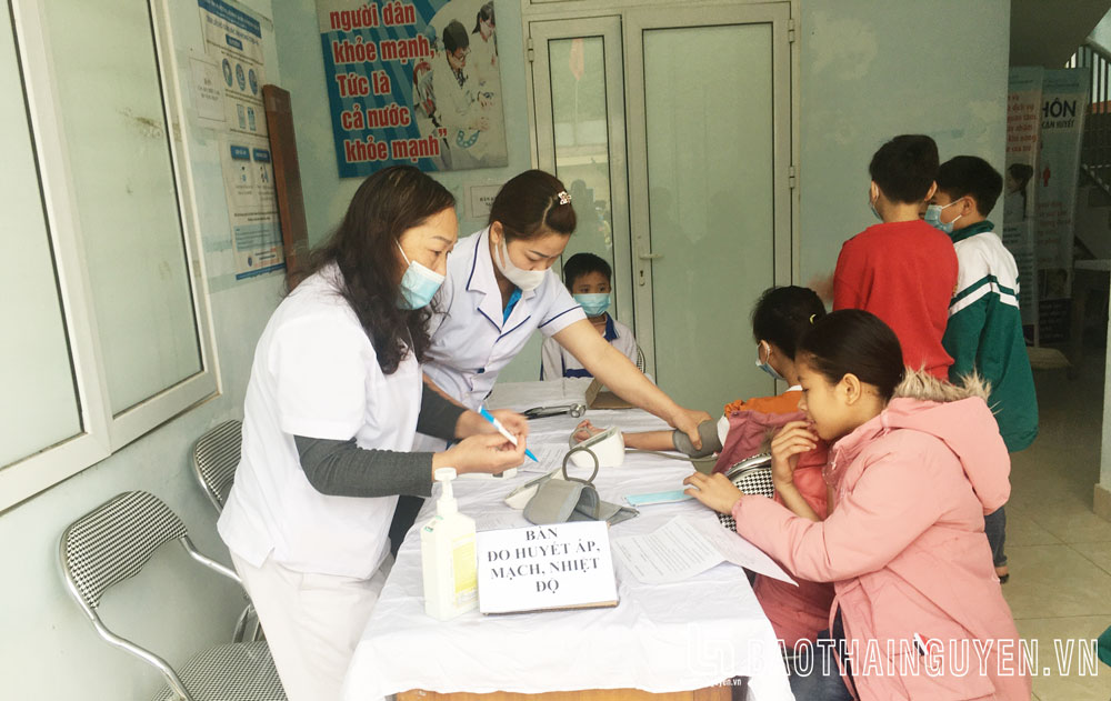 Nâng cao chất lượng nguồn nhân lực y tế