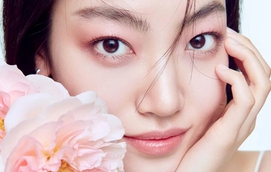 Visual chuẩn nàng thơ với layout makeup tông hồng sắc hoa mùa xuân