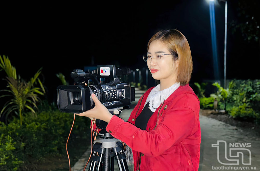 Học Bác về tác phong, lề lối làm việc