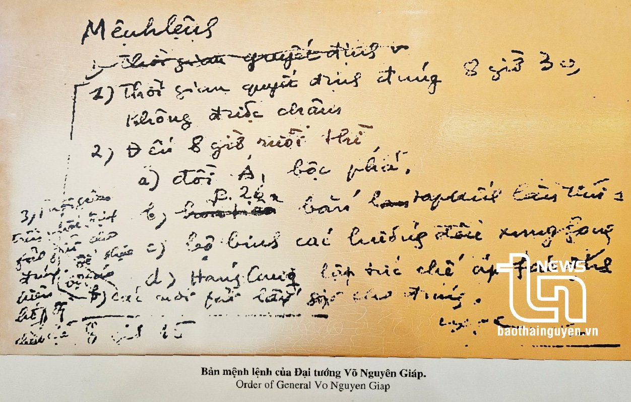 Hình ảnh bức mệnh lệnh ngày 6/5/1954 của Đại tướng Võ Nguyên Giáp được lưu giữ, trưng bày tại Nhà lưu niệm Đại tướng, trong di tích Sở chỉ huy Chiến dịch Điện Biên Phủ ở Mường Phăng.