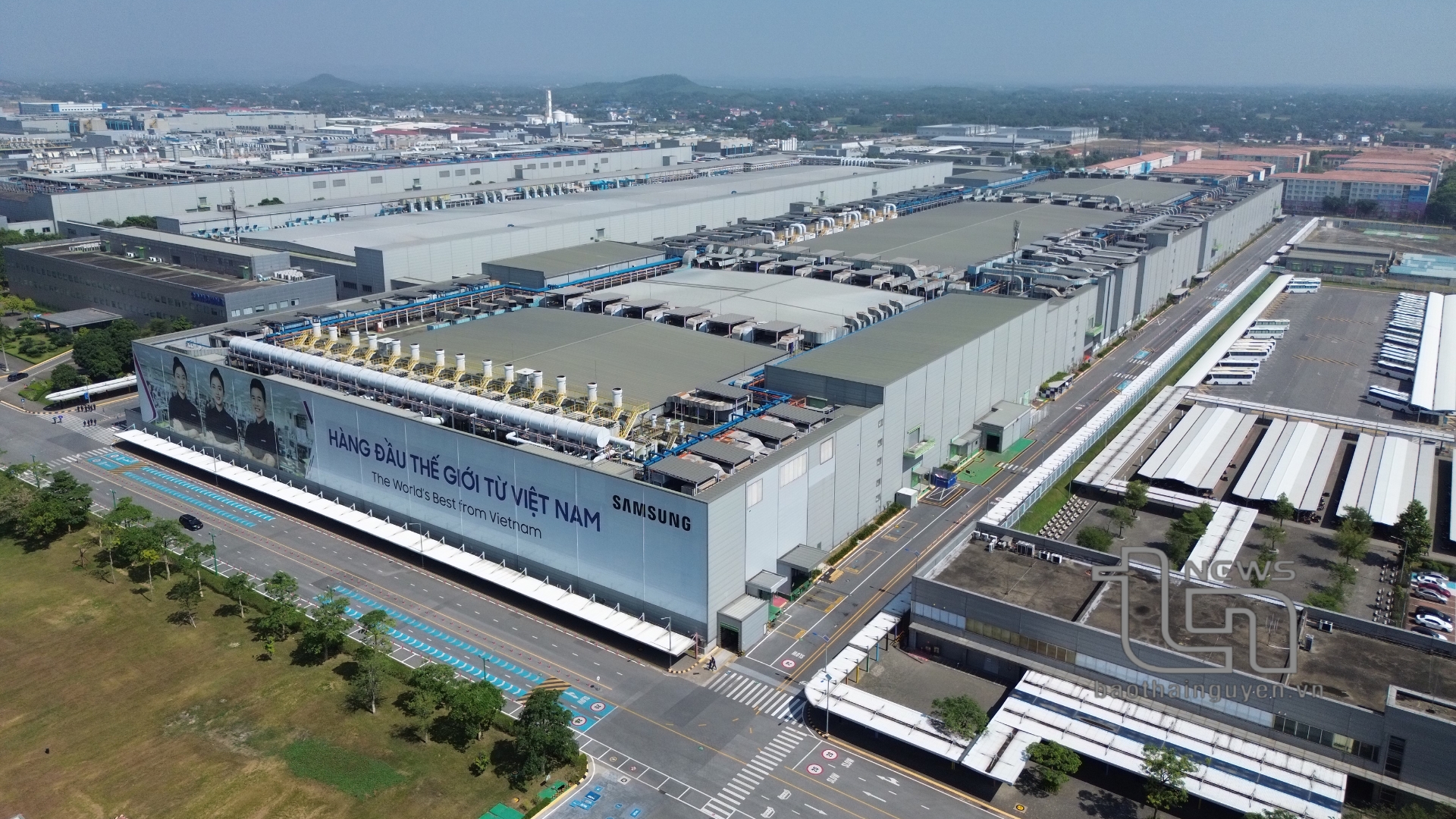 Nhà máy Samsung Electronics Việt Nam Thái Nguyên là đơn vị sản xuất điện thoại xuất khẩu lớn nhất của Samsung trên toàn cầu (Ảnh: Việt Dũng). 