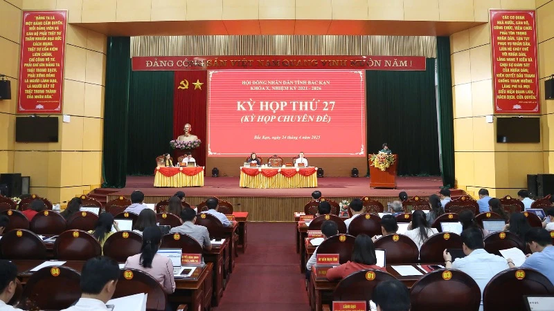Hội đồng nhân dân tỉnh Bắc Kạn thông qua Nghị quyết sáp nhập tỉnh