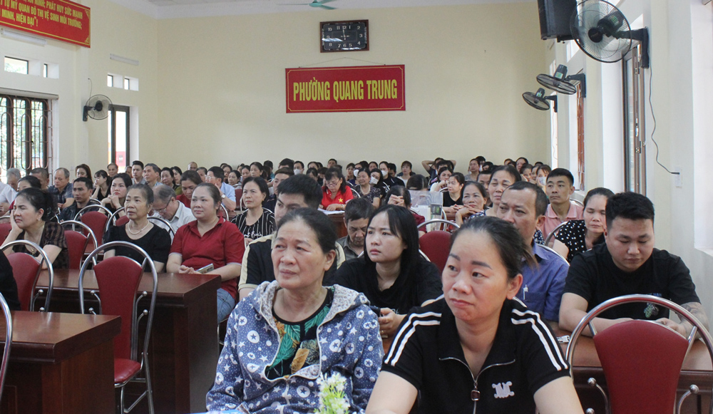 Nâng cao nhận thức về an toàn thực phẩm cho hơn 300 người