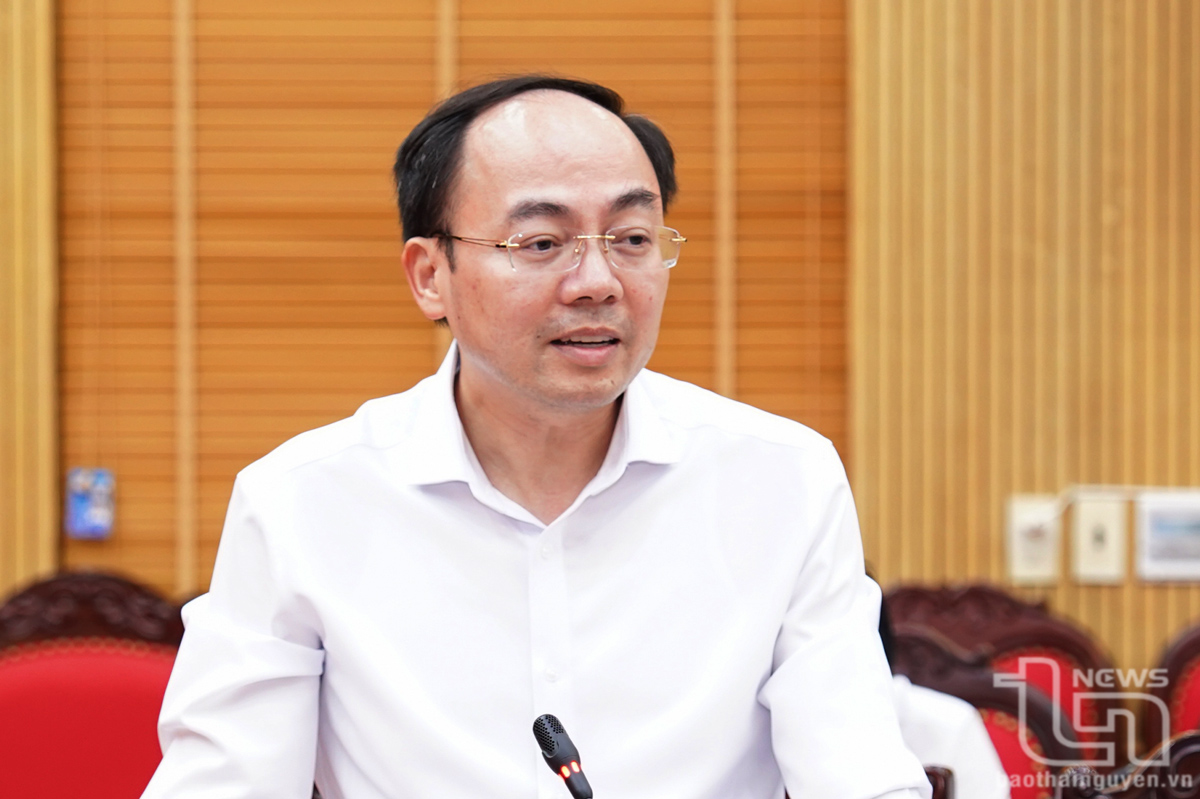 Các đại biểu thảo luận tại Hội nghị.