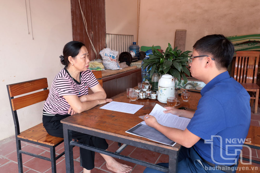 Bà Nguyễn Thị Loan phản ánh sự việc với phóng viên Báo Thái Nguyên.