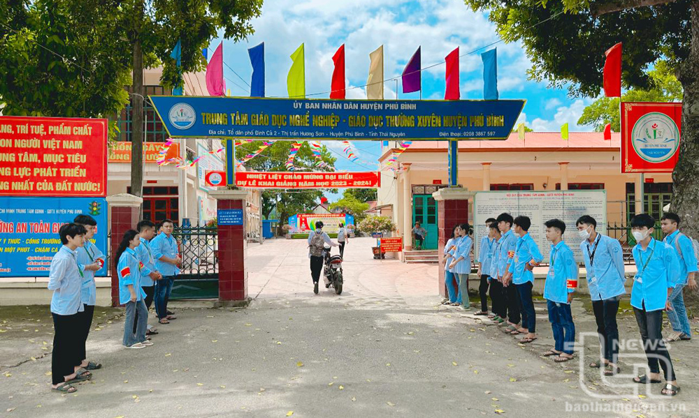 Phú Bình: 100% trường học có mô hình 'Cổng trường an toàn giao thông'