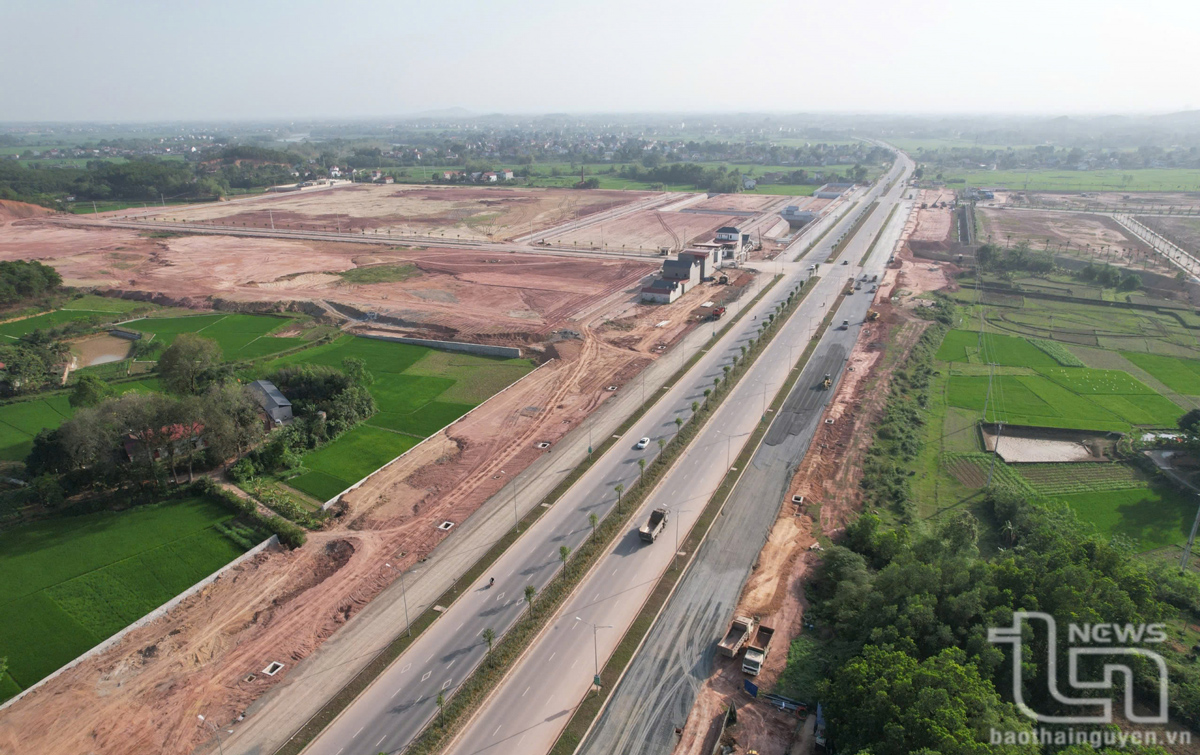 Các cụm công nghiệp dọc tuyến đường Vành đai V vùng Thủ đô Hà Nội - đoạn tuyến đi qua thành phố Phổ Yên và huyện Phú Bình đang là địa điểm hấp dẫn với các nhà đầu tư thứ cấp.
