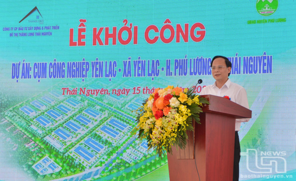 Đồng chí Phó Chủ tịch UBND tỉnh Nguyễn Linh phát biểu tại Lễ khởi công xây dựng Cụm công nghiệp Yên Lạc.