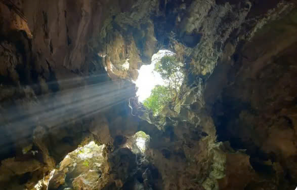 Nơi hồn thiêng sông núi hòa nhịp