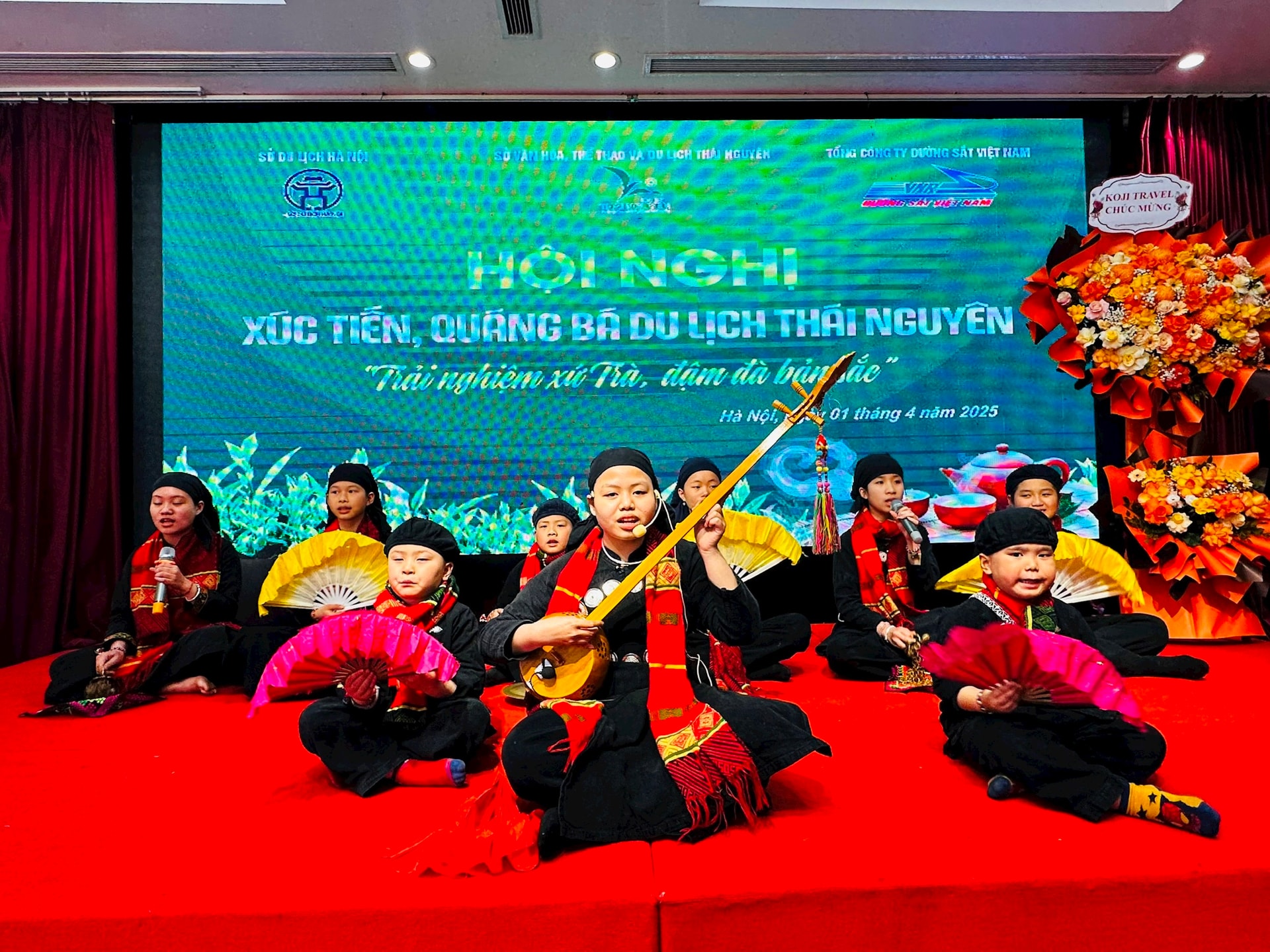 Ra mắt sản phẩm du lịch gắn với văn hóa trà và tuyến đường sắt Hà Nội - Thái Nguyên
