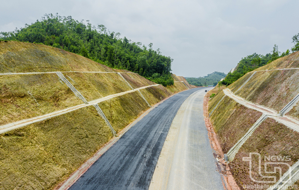 Dự án Tuyến đường liên kết, kết nối các tỉnh Thái Nguyên, Bắc Giang và Vĩnh Phúc có tổng mức đầu tư 4.204 tỷ đồng.