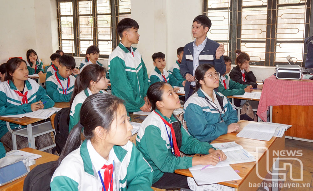Tiết học của thầy và trò Trường THCS Tân Quang (TP. Sông Công).