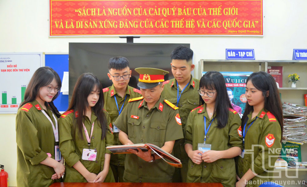 Giáo dục truyền thống ‘Uống nước nhớ nguồn’ cho thế hệ trẻ