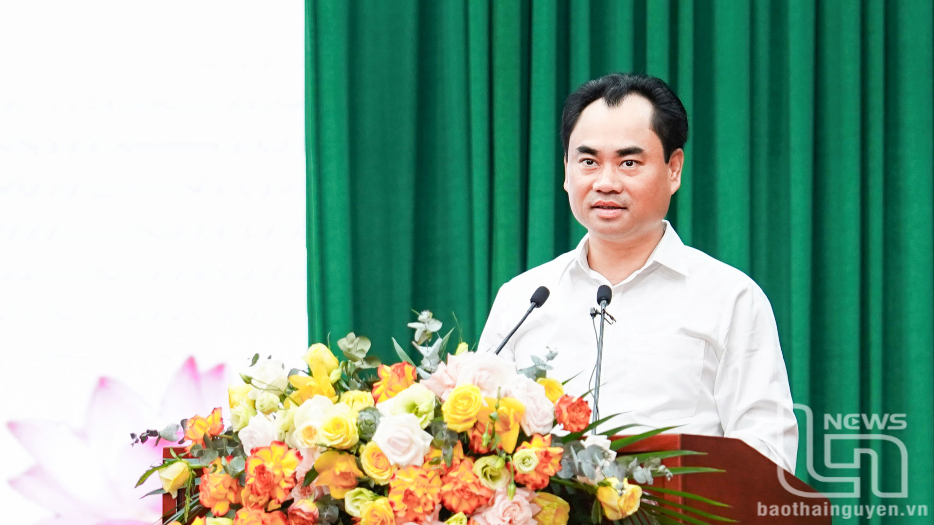 Đồng chí Bí thư Tỉnh ủy Trịnh Việt Hùng phát biểu chỉ đạo tại Hội nghị.