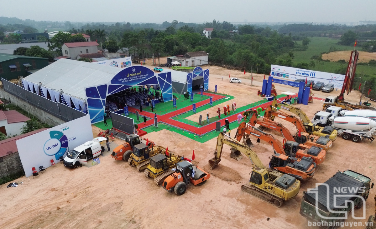 Quang cảnh Lễ động thổ Dự án đầu tư xây dựng và kinh doanh kết cấu hạ tầng Khu công nghiệp Yên Bình 3.