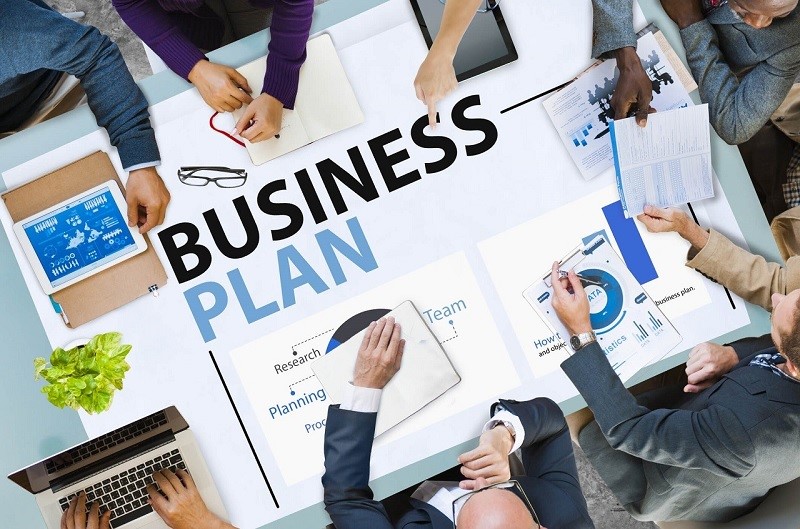 Chuyên ngành Kinh tế - Kinh doanh phù hợp với đối tượng nào? Địa chỉ học và cơ hội nghề nghiệp tương lai 