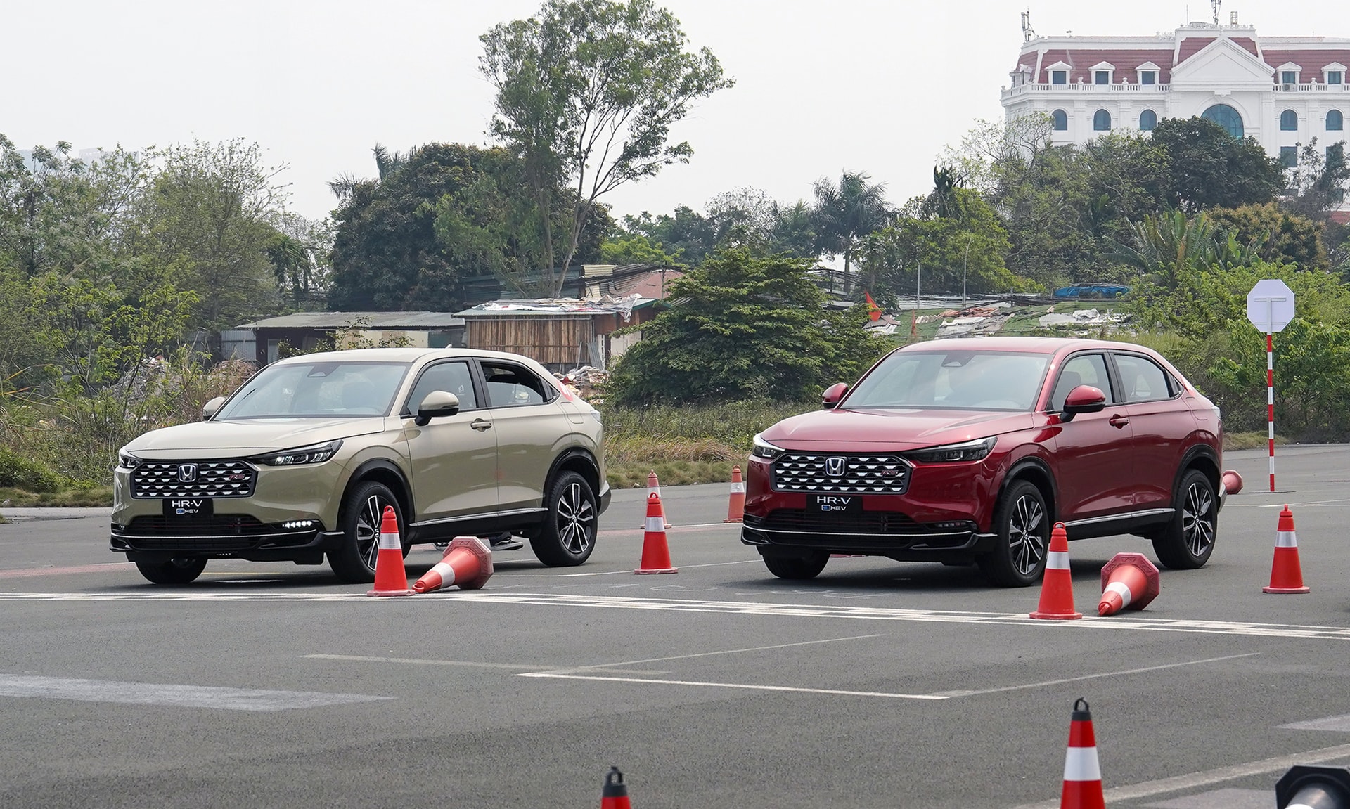 Honda HR-V e:HEV là mẫu xe đáng chú ý trong giai đoạn đầu quý II-2025. Ảnh: Hoàng Linh