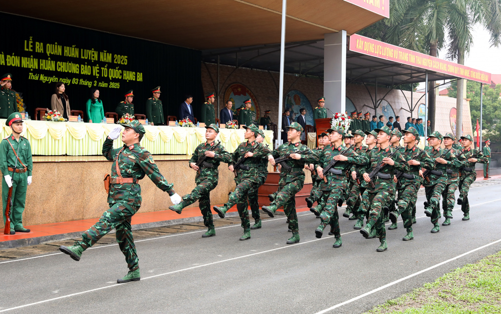 Bộ Chỉ huy Quân sự tỉnh Thái Nguyên kính báo
