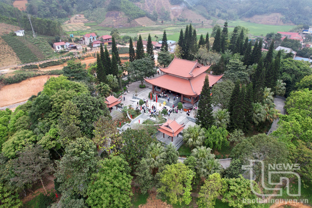 Hai mươi năm ấy biết bao nhiêu tình
