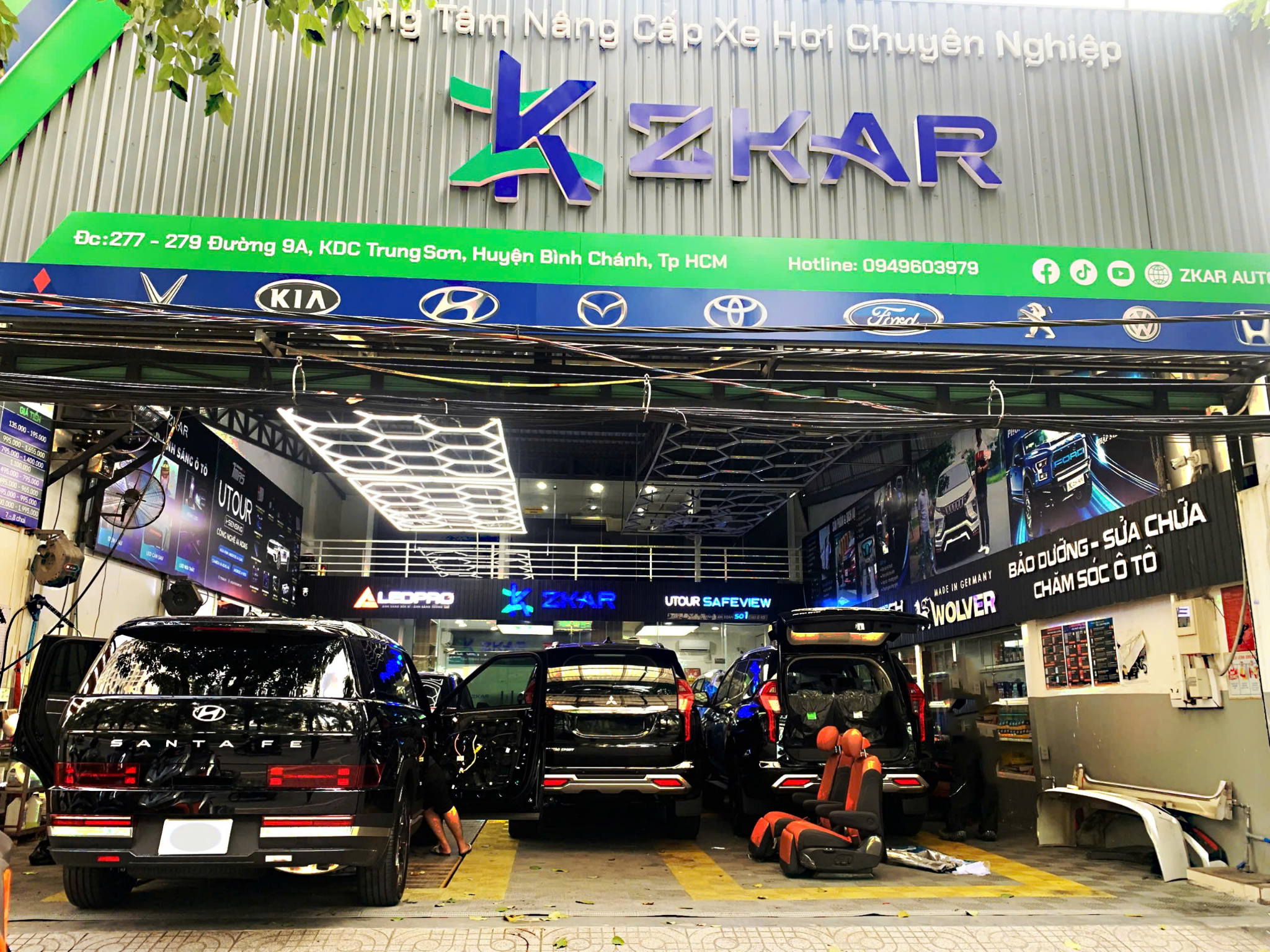 Zkar Auto - Trung tâm chuyên cung cấp phụ kiện và đồ chơi xe hơi cao cấp