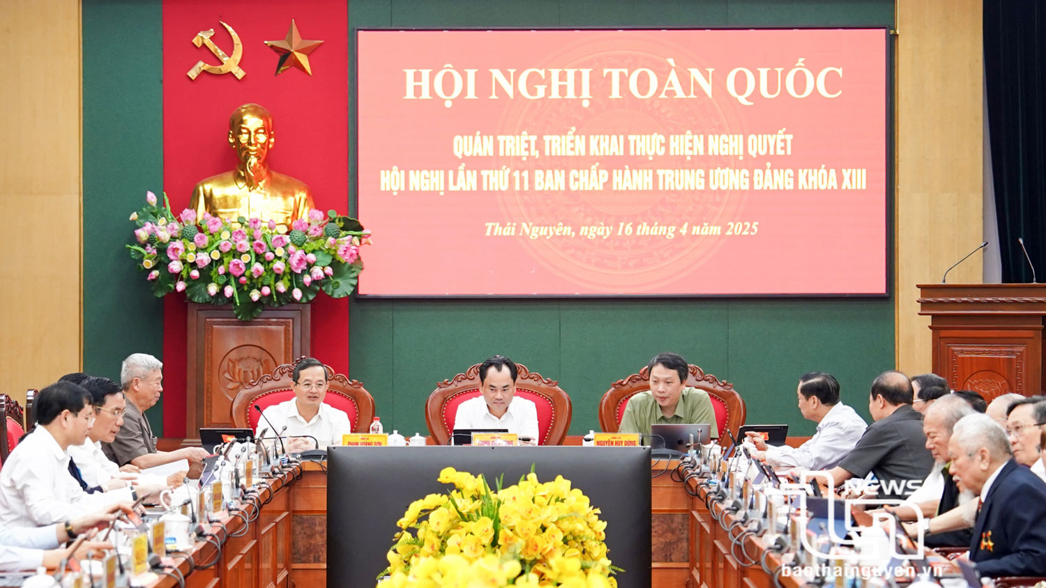 Các đại biểu dự tại điểm cầu Tỉnh ủy Thái Nguyên.