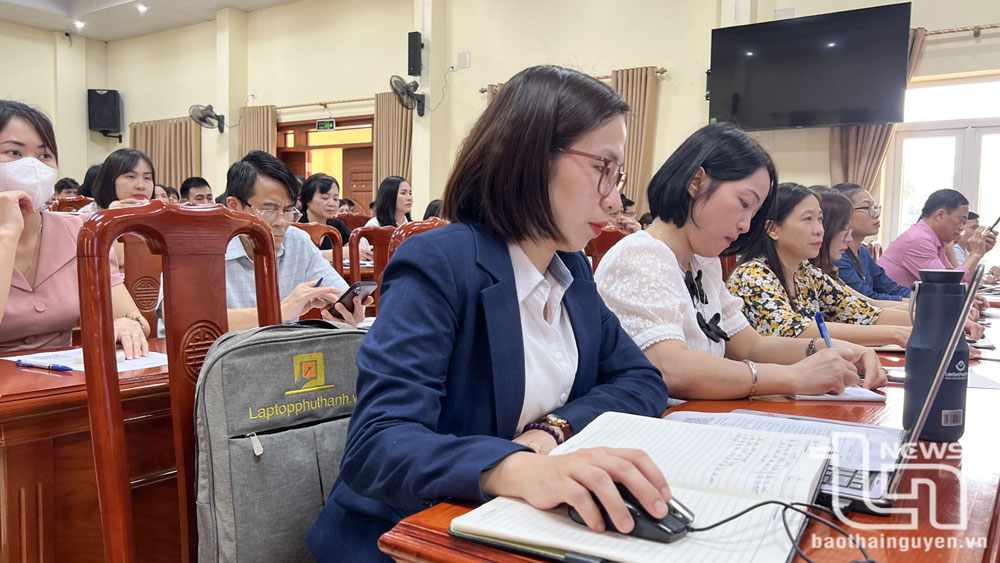 Trên 200 đại biểu dự tập huấn tổ chức các kỳ thi năm 2025