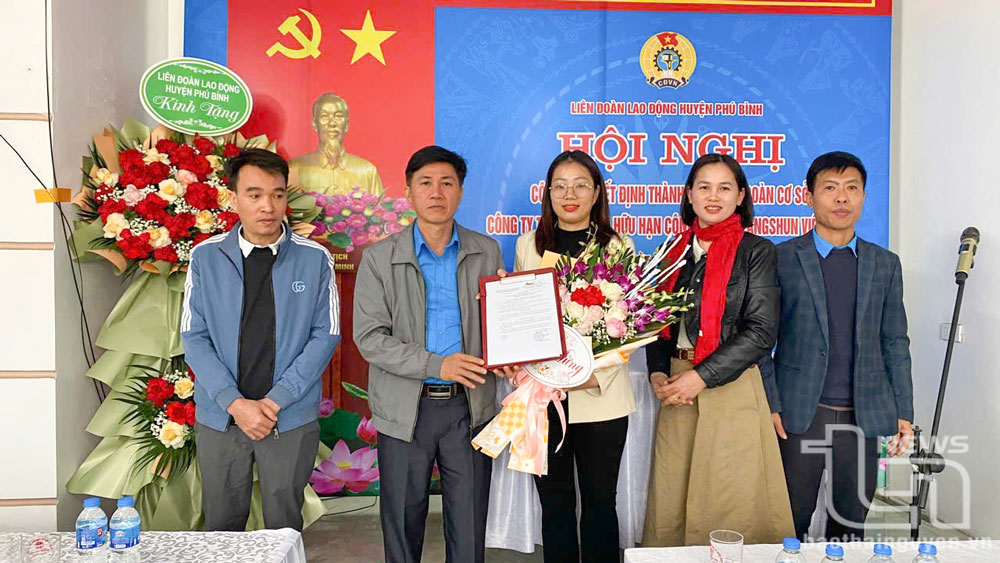 Phú Bình đưa công đoàn 'vào' doanh nghiệp