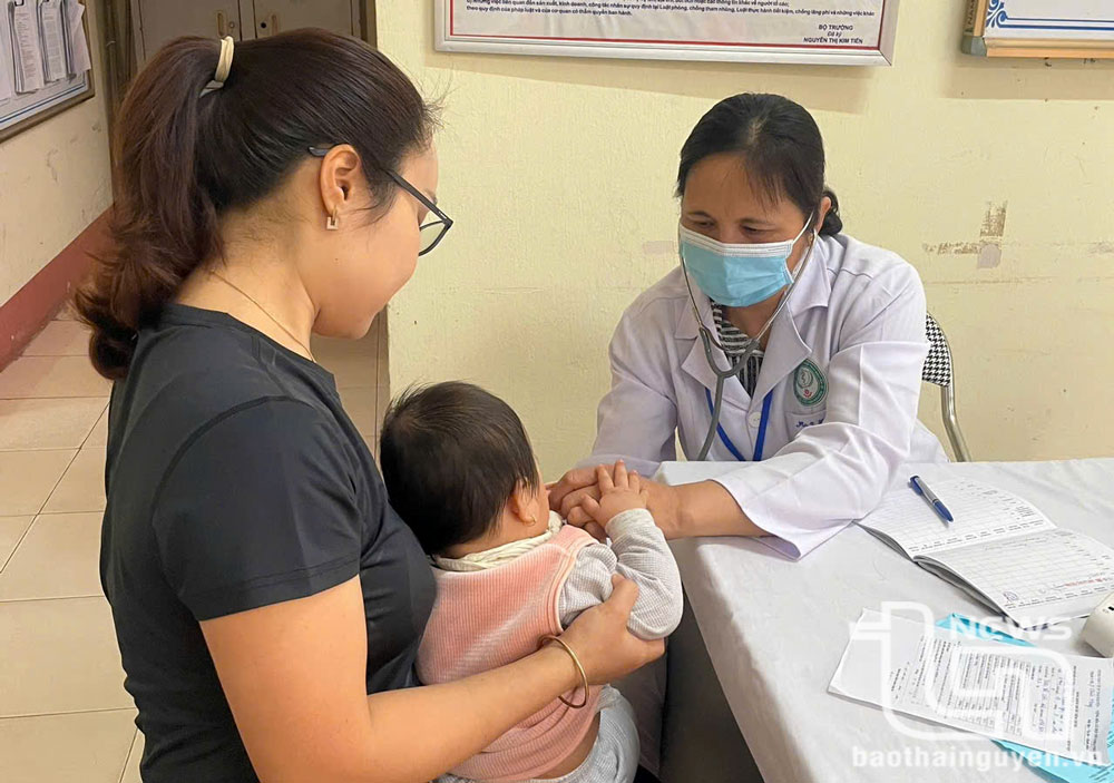 Hơn 10.100 trẻ được tiêm vắc xin phòng, chống dịch sởi