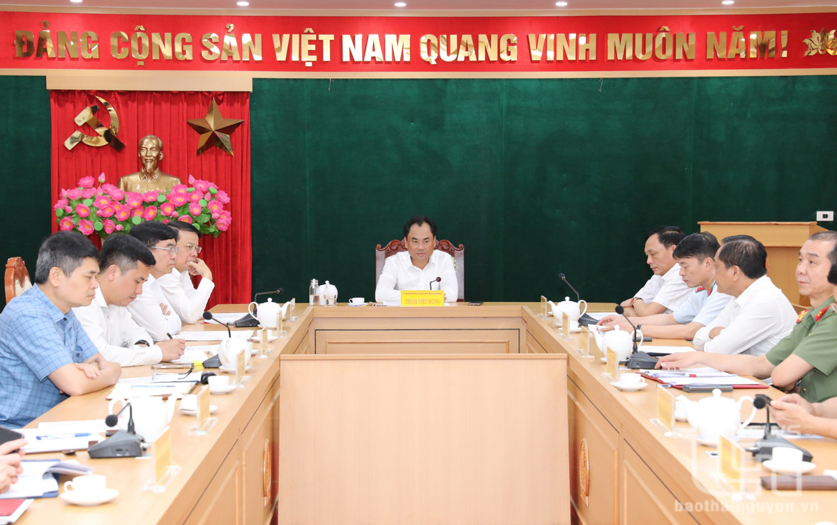 Đồng chí Bí thư Tỉnh ủy Trịnh Việt Hùng chủ trì buổi tiếp công dân định kỳ tháng 4-2025.