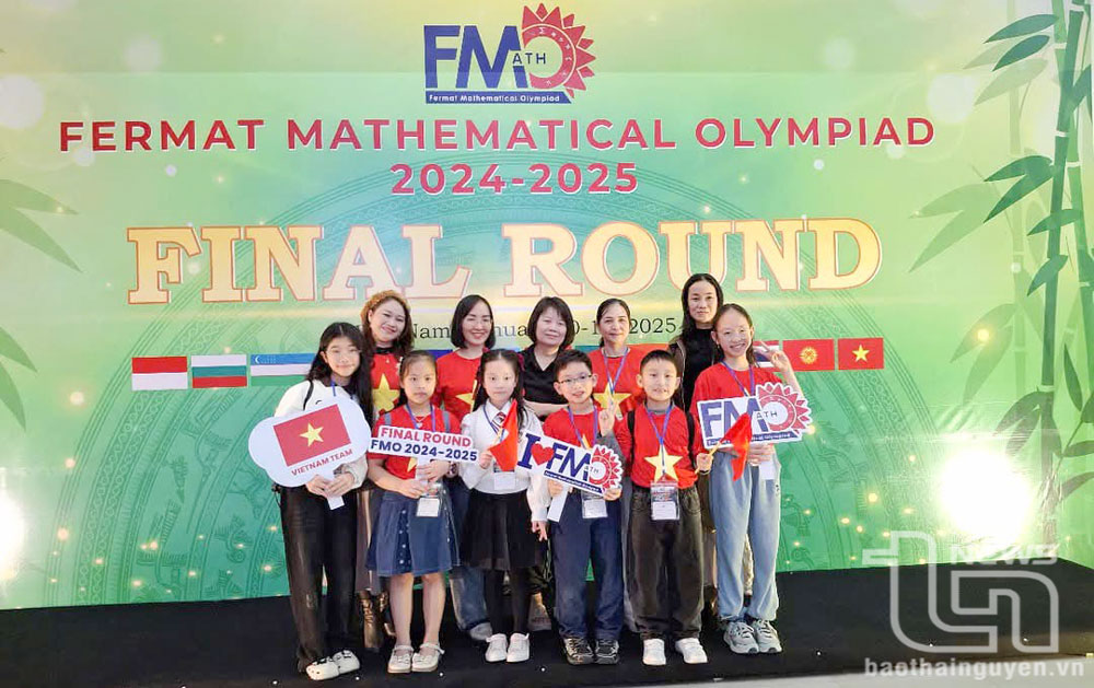 Nhờ đẩy mạnh ứng dụng công nghệ - thông tin vào dạy học, học sinh Trường Tiểu học Nguyễn Viết Xuân đã đạt kết quả cao trong học tập. 8/8 học sinh của Trường vừa đạt thành tích tại Cuộc thi Toán quốc tế FMO vòng thi Quốc tế.