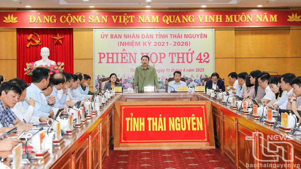 Tranh thủ từng phút, từng giờ, tháo gỡ khó khăn, kiến tạo cái mới để đạt mục tiêu tăng trưởng