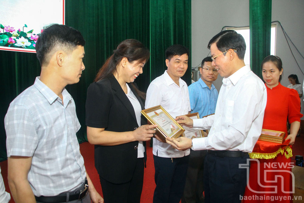 Võ Nhai hoàn thành công tác xóa nhà tạm, nhà dột nát