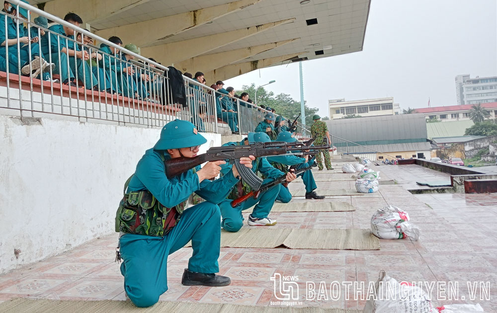 Huấn luyện dân quân, tự vệ: Sát thực tế và địa bàn