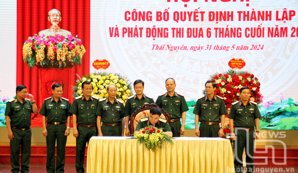 Thành lập Khối thi đua các quân khu và Bộ Tư lệnh Thủ đô