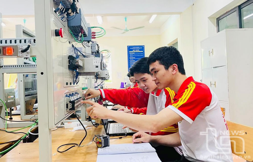 Đại học Thái Nguyên: Lần đầu tổ chức Kỳ thi V-SAT để tuyển sinh 