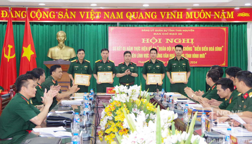 Lực lượng vũ trang tỉnh: Đẩy mạnh đấu tranh chống diễn biến hòa bình trên lĩnh vực tư tưởng, văn hóa