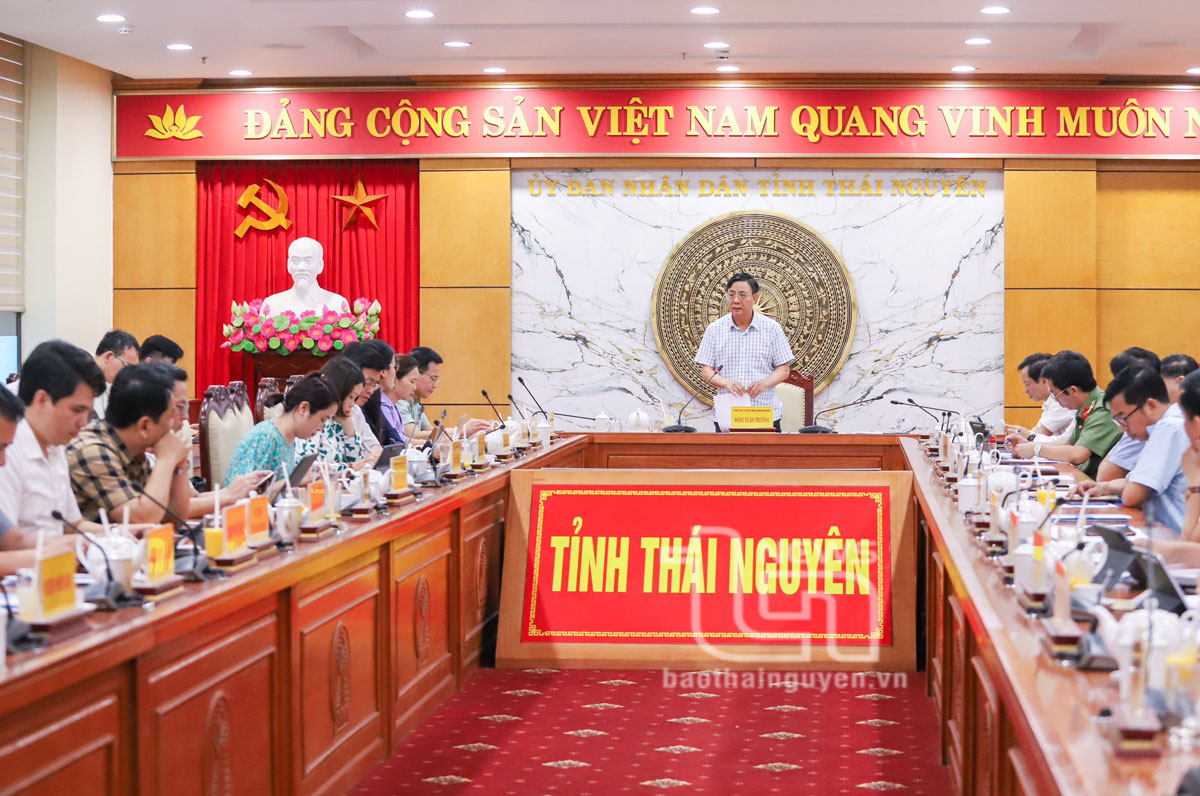 Chủ động thông tin, vận động người dân tham gia BHXH, BHYT