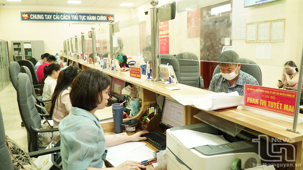 Cấp huyện trước thời khắc lịch sử