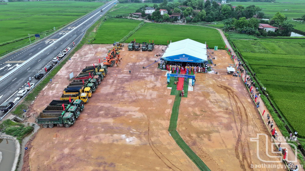 Cụm công nghiệp Lương Phú - Tân Đức và Cụm công nghiệp Tân Đức (Phú Bình) được quy hoạch sát đường Vành đai V, thuận lợi về giao thông, tăng sức hút với các nhà đầu tư thứ cấp.
