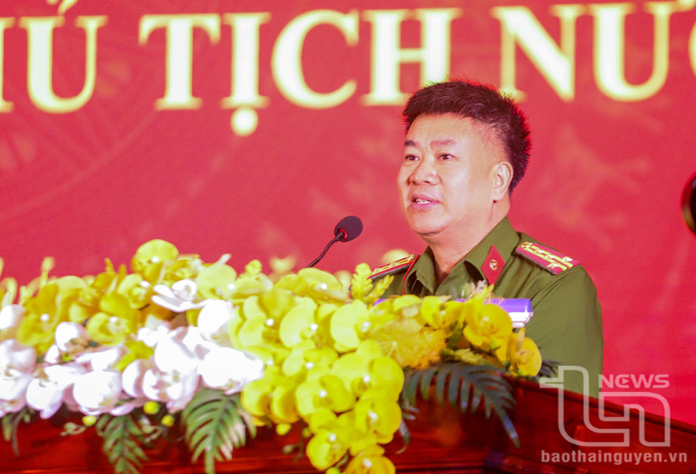 Lãnh đạo Trại giam Phú Sơn 4 công bố quyết định đặc xá năm 2025 của Chủ tịch nước.