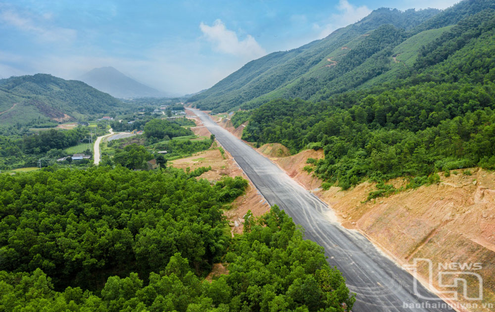 Giao thông bứt tốc