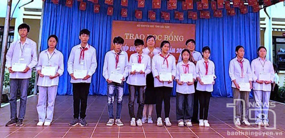 Giao ban Cụm thi đua khuyến học các tỉnh, thành phố khu vực Đông Bắc