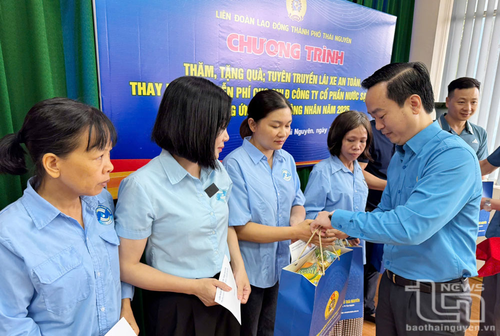 Nhiều hoạt động chăm lo cho người lao động